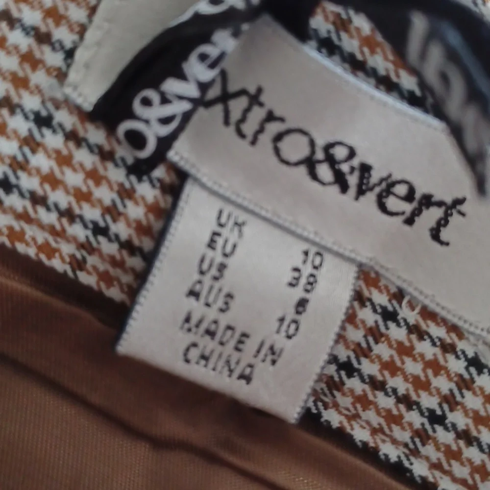 ASOS - Picture 4 of 8